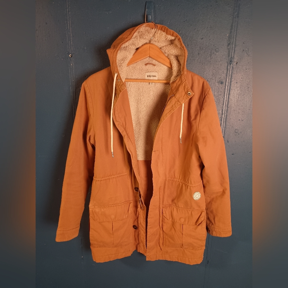 Rhythm. Cargo Jacket- Camel w/Cinch Waist & Hood- Size Medium-